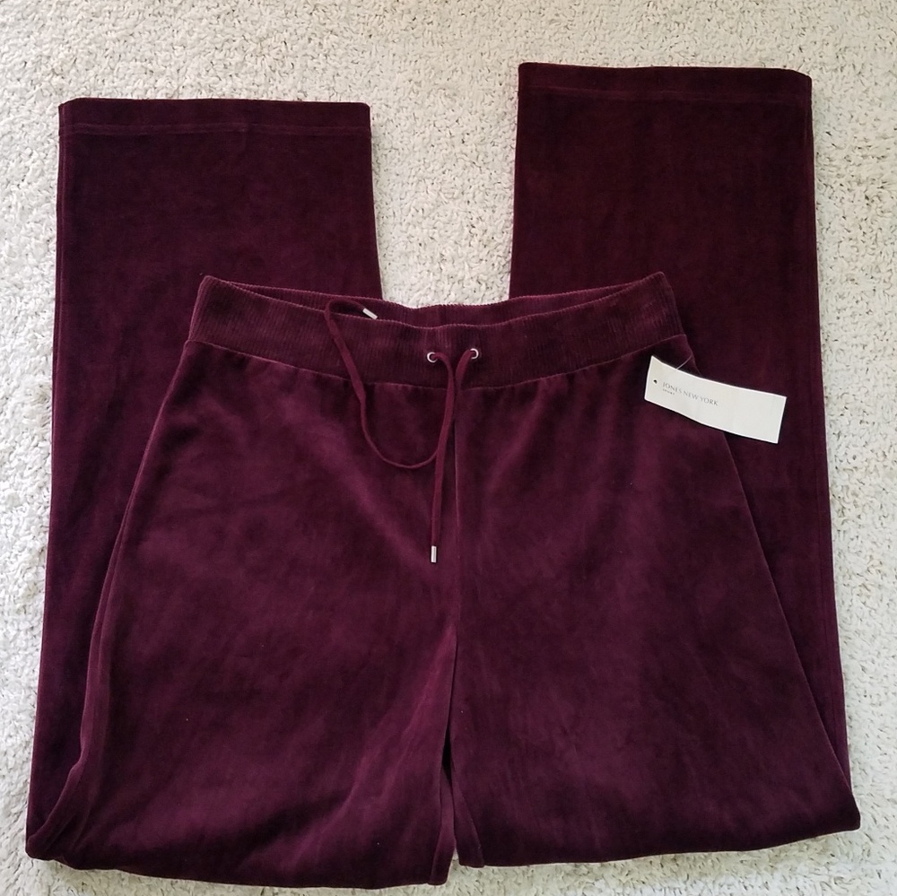 NWT SZ M by JONES NY SPORT